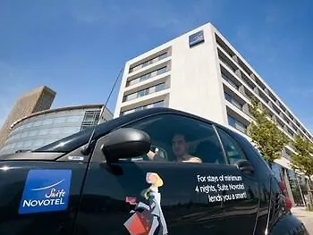 Novotel Donau Отель