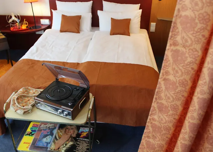 Hotel Novotel Donau 4*
