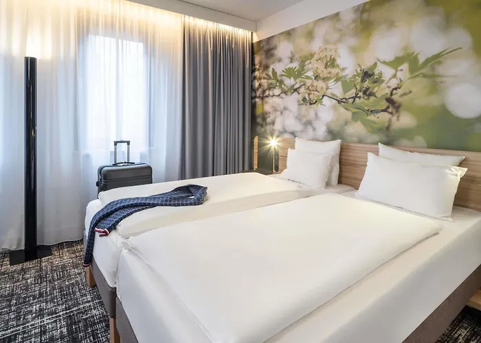 Novotel Donau Hotel