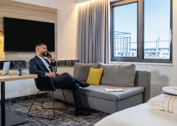 Готель Novotel Donau Відень